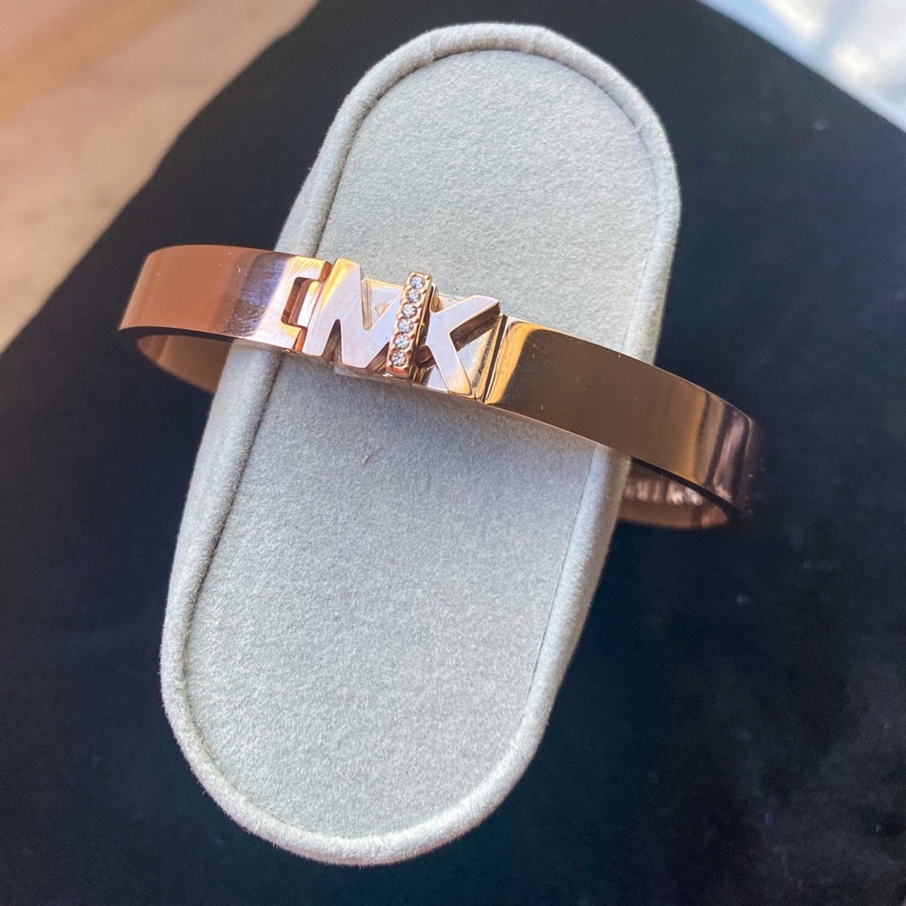 Michael Kors Hardware Rose Gold-Tone Stainless Steel Bangle Bracelet